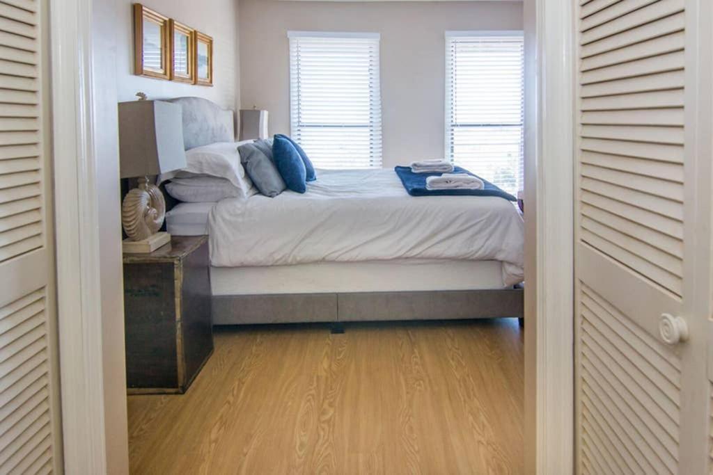 Harbor Island Pelican Point Unobstructed Beach Views Beach Access Out Back Door! מראה חיצוני תמונה