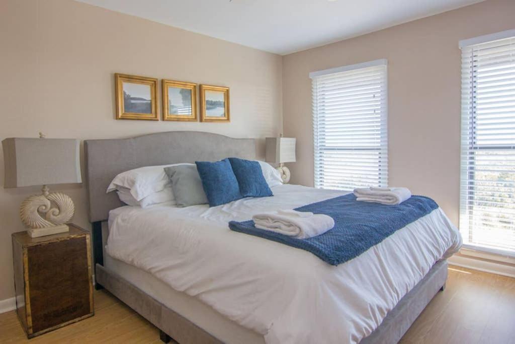 Harbor Island Pelican Point Unobstructed Beach Views Beach Access Out Back Door! מראה חיצוני תמונה