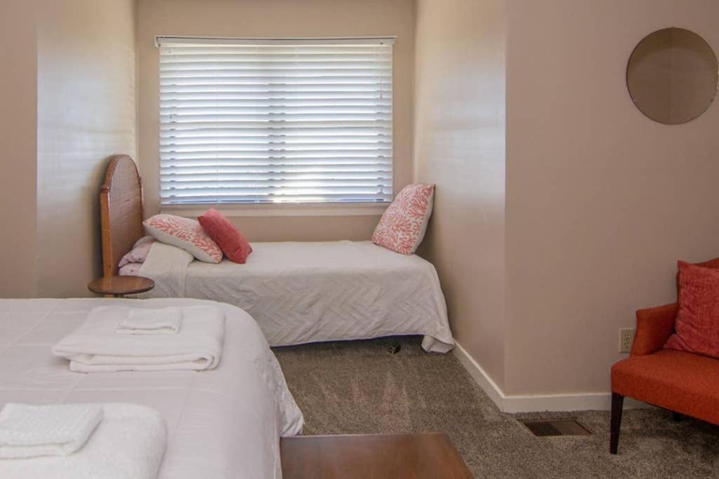 Harbor Island Pelican Point Unobstructed Beach Views Beach Access Out Back Door! מראה חיצוני תמונה