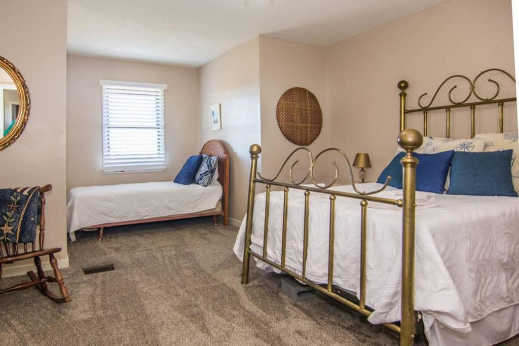 Harbor Island Pelican Point Unobstructed Beach Views Beach Access Out Back Door! מראה חיצוני תמונה