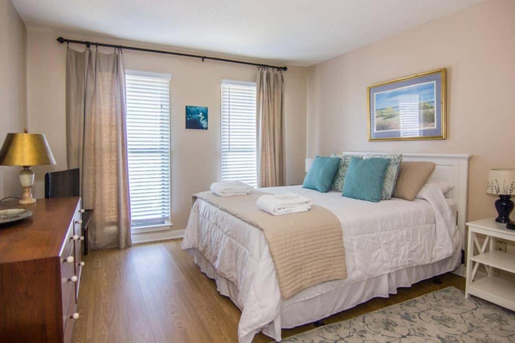 Harbor Island Pelican Point Unobstructed Beach Views Beach Access Out Back Door! מראה חיצוני תמונה